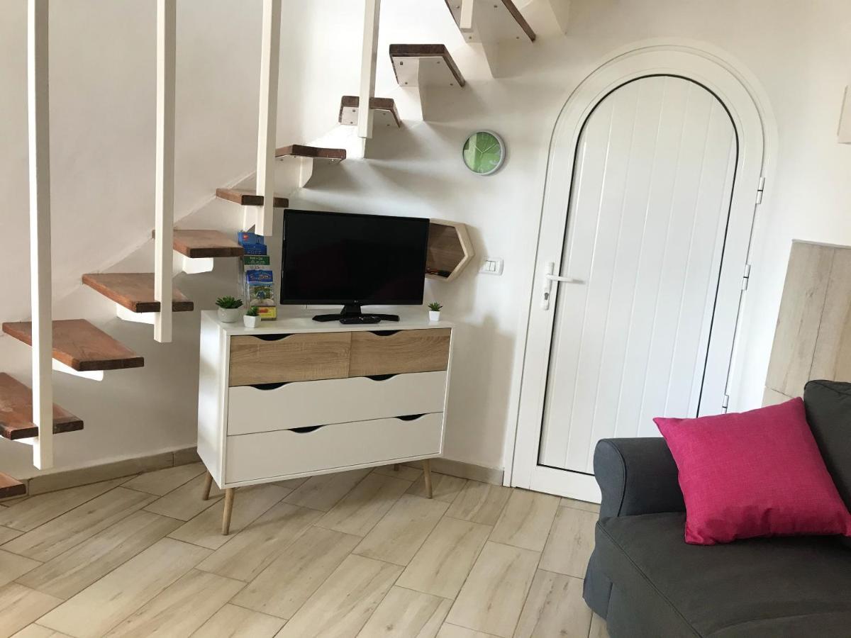 Charming Bungalow In Playa De La Americas With Sea View Playa de las Américas Kültér fotó