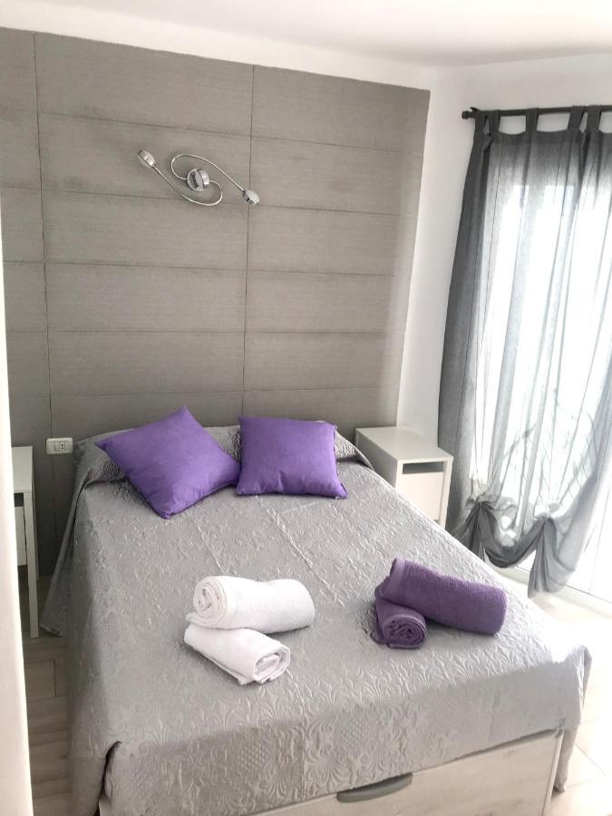 Charming Bungalow In Playa De La Americas With Sea View Playa de las Américas Kültér fotó
